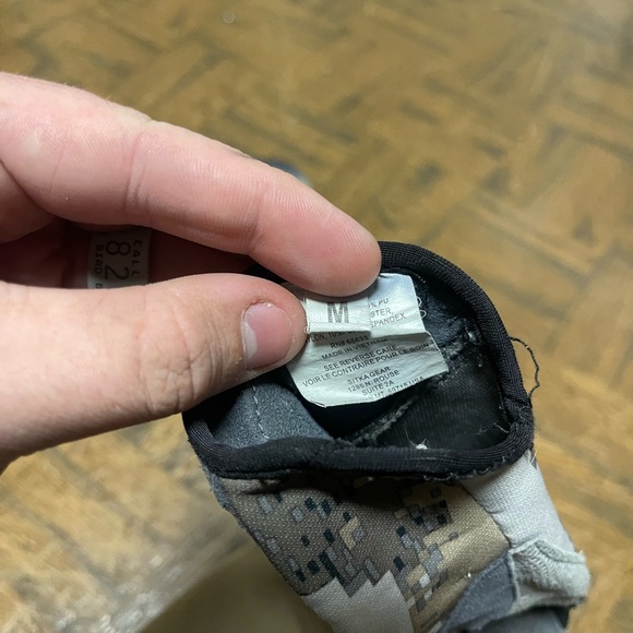 Sitka gloves size M Elevated Camo - Picture 3 of 3